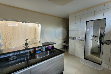 Sobrado Residencial no bairro Douradinho