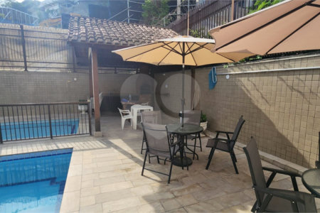 Cobertura à venda com 3 quartos, sendo 1 suíte, em Tijuca, Rio de Janeiro, RJ