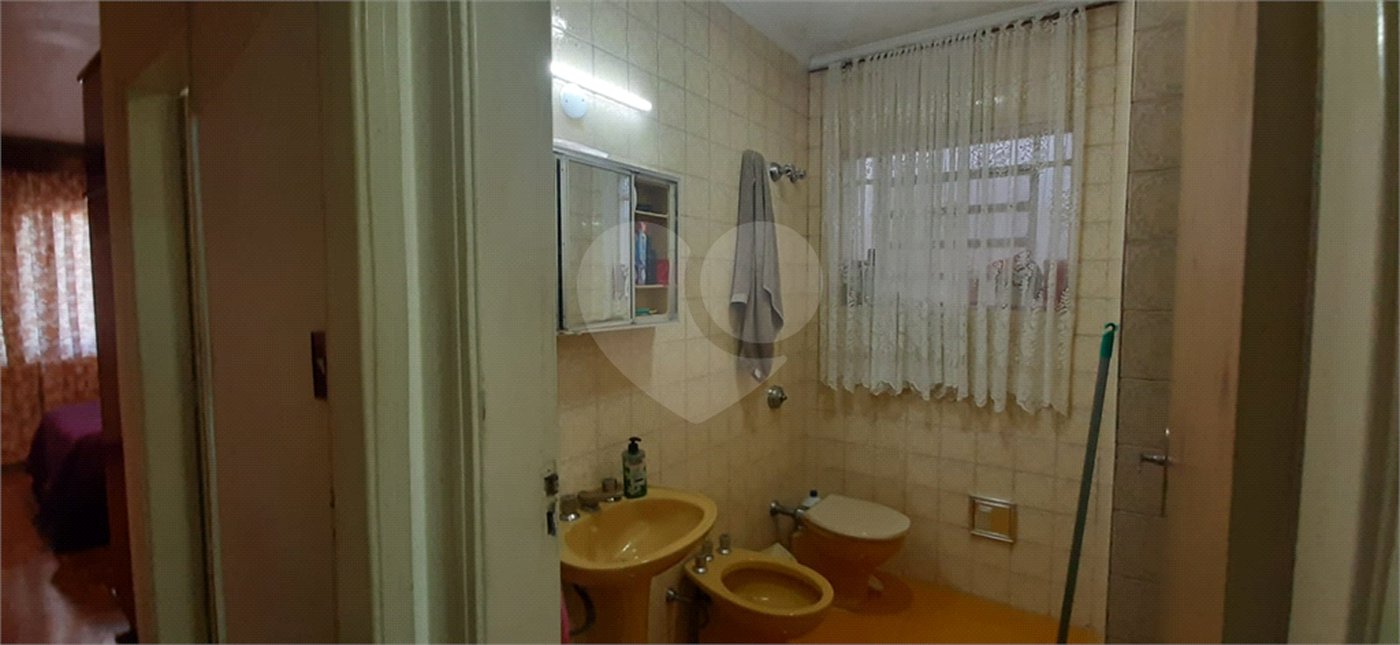 Sobrado à venda com 3 quartos, sendo 1 suíte, em Tremembé, São Paulo, SP