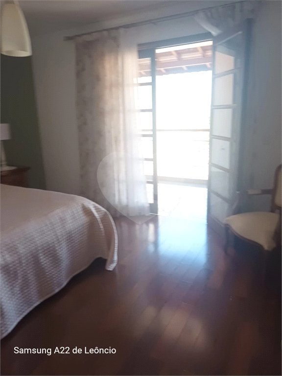 Sobrado à venda com 4 quartos, sendo 1 suíte, em Tremembé, São Paulo, SP