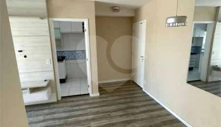 Apartamento à venda com 2 quartos, sendo 1 suíte,  em Quarta Parada, São Paulo, SP