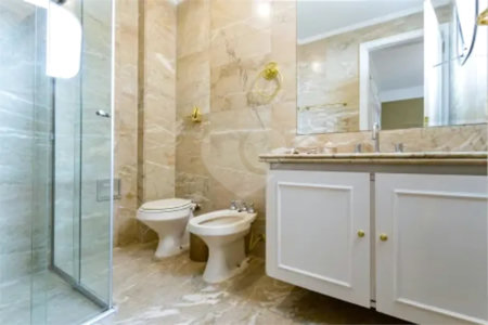 Apartamento à venda com 4 quartos, sendo 3 suítes, em Itaim Bibi, São Paulo, SP
