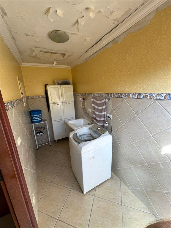 Casa à venda com 4 quartos, sendo 1 suíte, em Vila Henrique, Salto, SP