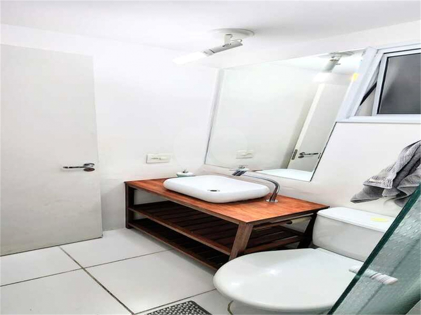 Apartamento à venda com 2 quartos, sendo 1 suíte,  em Parque Reboucas, São Paulo, SP