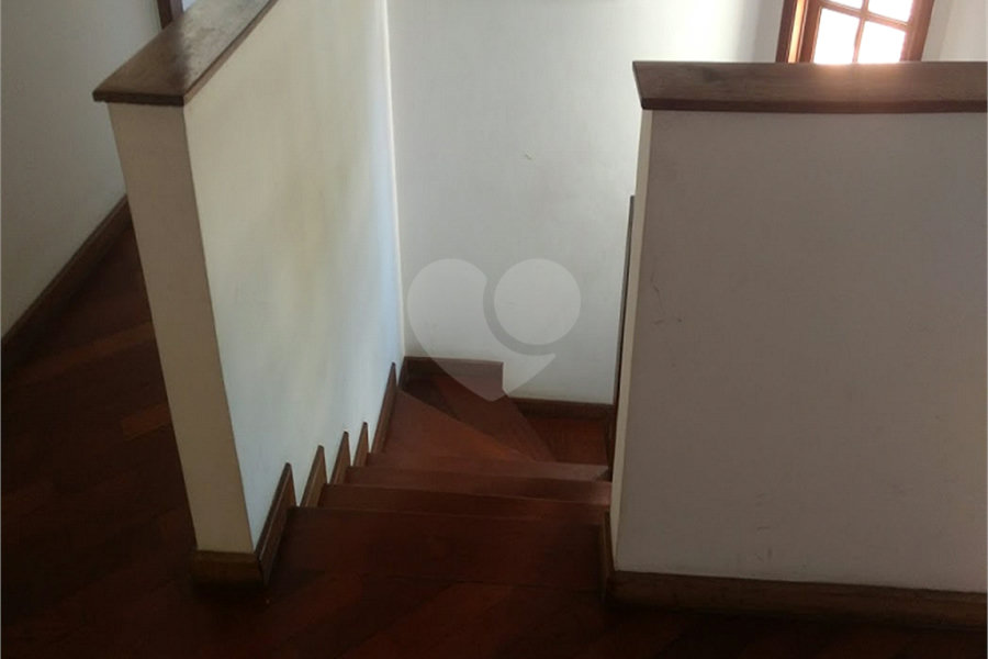Sobrado à venda com 4 quartos, sendo 2 suítes, em Tremembé, São Paulo, SP