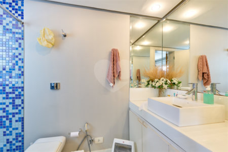 Apartamento à venda com 3 suítes em Alto da Boa Vista, São Paulo, SP
