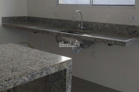 Casa à venda com 3 quartos, sendo 2 suítes, em Jardim do Lago, Atibaia, SP