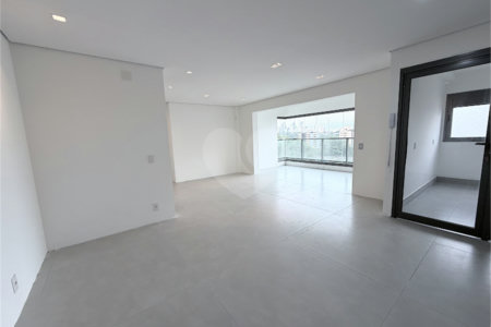 Apartamento à venda com 3 quartos, sendo 1 suíte, em Vila Leopoldina, São Paulo, SP