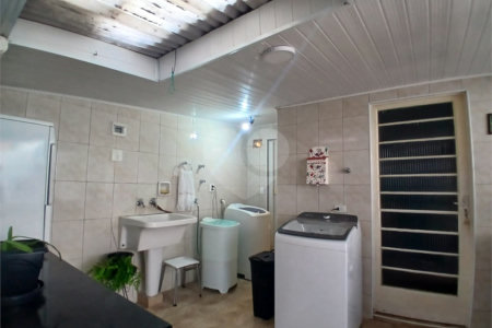 Casa à venda com 3 quartos, sendo 1 suíte,  em Esplanada Mendes Moraes, São Roque, SP