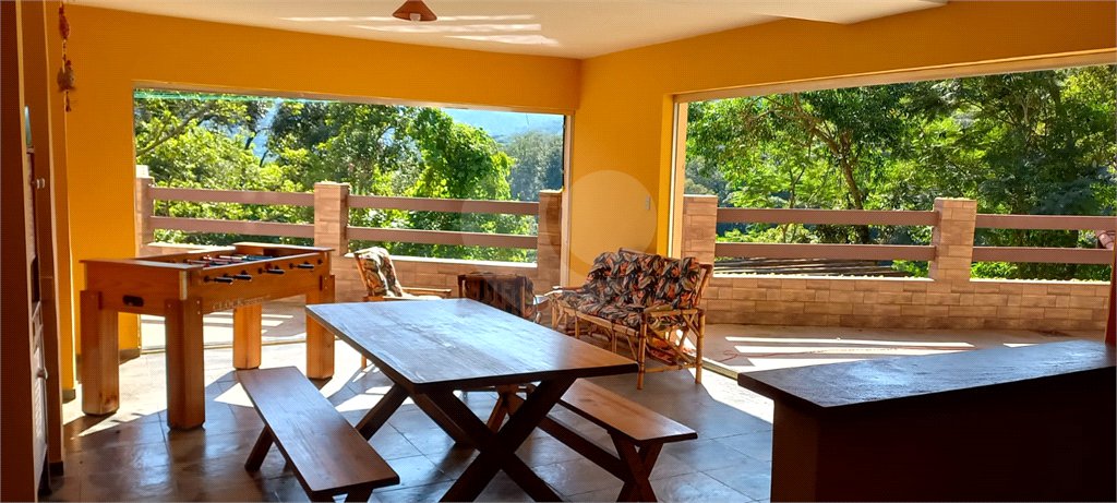 Casa à venda com 4 suítes no condomínio Alpes da Cantareira, Mairiporã - SP