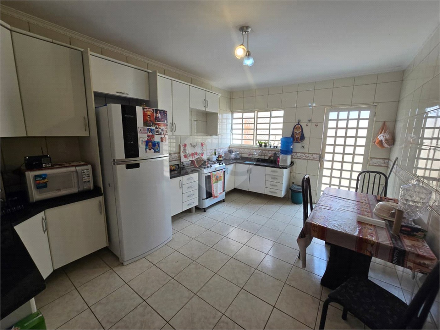 Casa à venda com 3 quartos, sendo 1 suíte,  em Jardim Shangri-lá, Itapetininga, SP