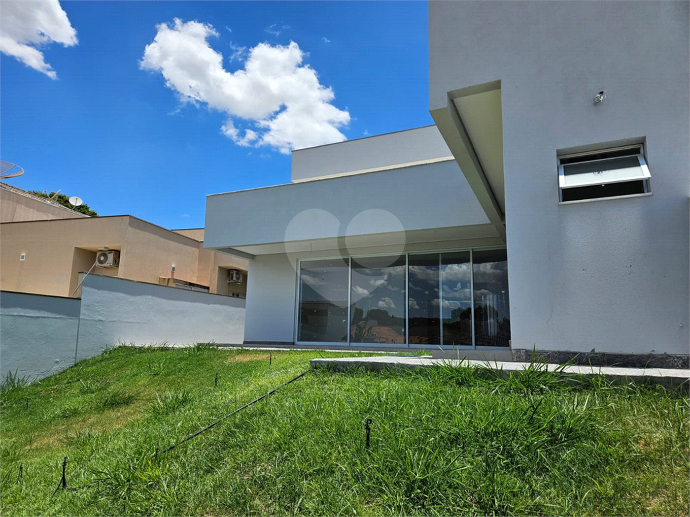 Casa à venda com 4 suítes no condomínio Portal da Vila Rica, Itu - SP