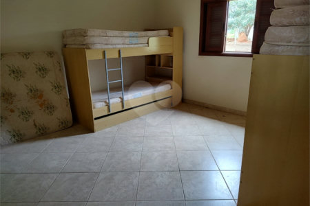 Chácara à venda com 3 quartos, sendo 1 suíte, em Bairro do Machadinho, Angatuba, SP