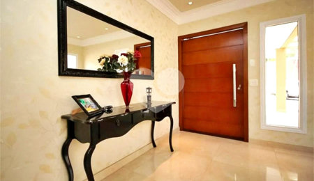 Casa à venda com 4 quartos, sendo 3 suítes, no condomínio Itatinga 1, São Paulo - SP