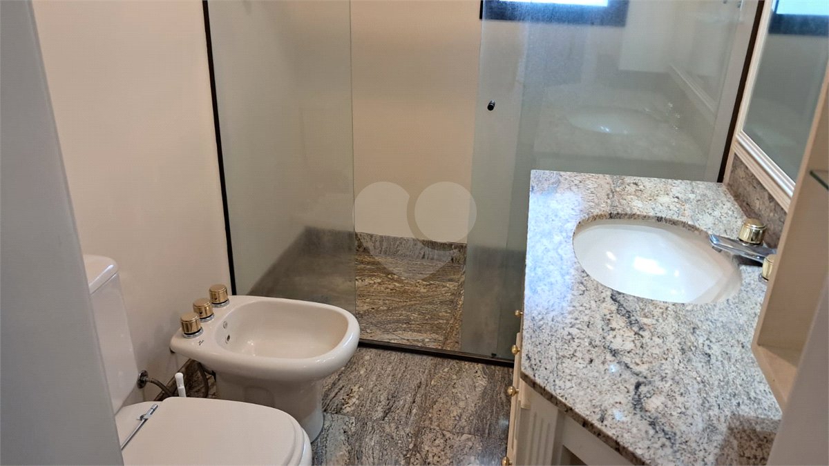 Apartamento à venda ou para alugar com 4 suítes em Santo Amaro, São Paulo, SP