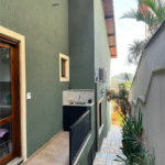 Casa à venda com 3 quartos, sendo 1 suíte, no condomínio Residencial Jardim das Flores 1510, Cotia - SP