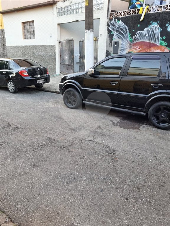 Sobrado à venda com 3 quartos em Vila Basileia, São Paulo, SP