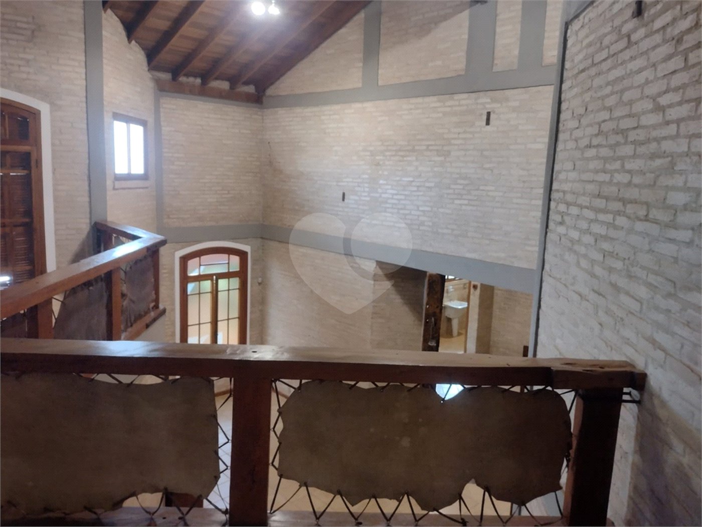 Sobrado à venda com 3 quartos, sendo 2 suítes, em Jardim Residencial Santa Mônica, Araraquara, SP