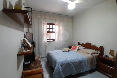 Casa Térrea à venda com 4 quartos, sendo 1 suíte, em Parque Continental, São Paulo, SP