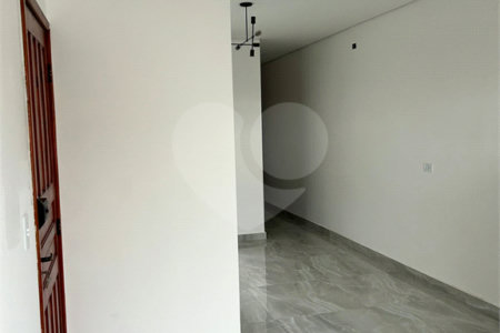 Casa à venda com 2 quartos, sendo 1 suíte,  em Vila Nova Cintra, Mogi das Cruzes, SP