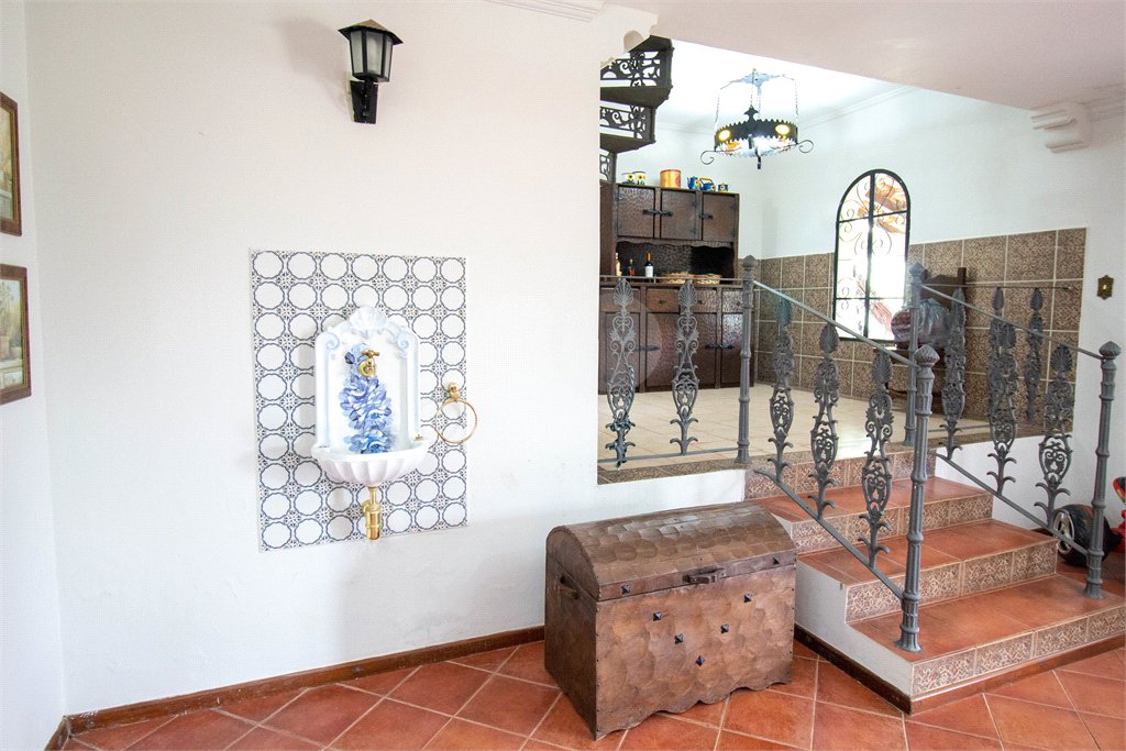 Casa à venda ou para alugar com 5 quartos, sendo 2 suítes, no condomínio Restinga Verde, São Roque - SP
