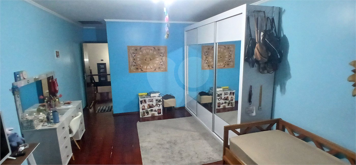 Sobrado à venda com 3 suítes em Nova Petrópolis, São Bernardo do Campo, SP