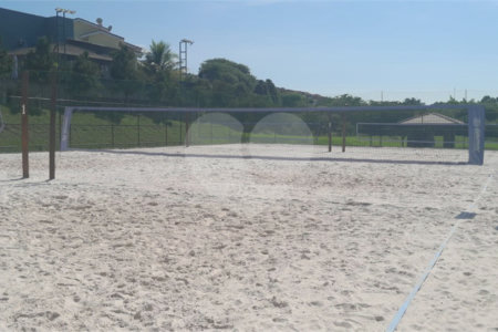 Casa à venda com 3 quartos, sendo 1 suíte, no condomínio Residencial Itatiba Country Club, Itatiba - SP