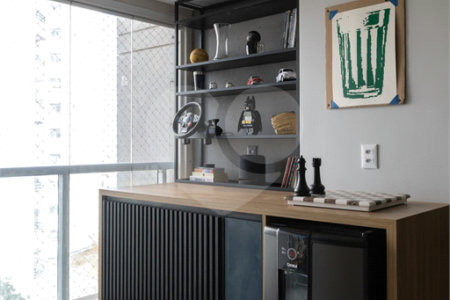 Apartamento à venda com 3 quartos, sendo 1 suíte,  em Alto da Lapa, São Paulo, SP