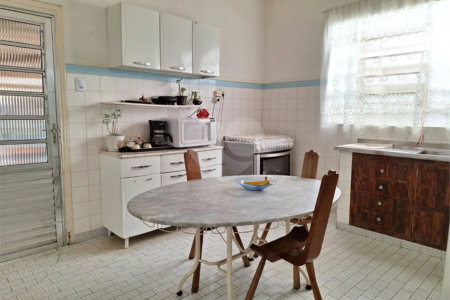 Casa à venda com 2 quartos no Centro, Vinhedo, SP