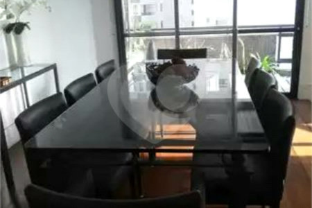 Apartamento à venda com 4 quartos, sendo 2 suítes, em Santa Teresinha, São Paulo, SP