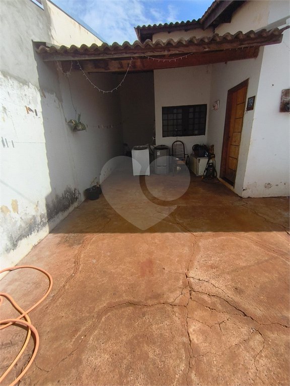 Casa à venda com 3 quartos em Parque Residencial Quinta da Lagoa, Três Lagoas, MS