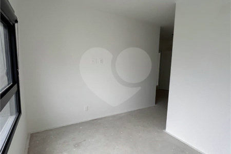 Apartamento à venda com 2 suítes em Campo Belo, São Paulo, SP