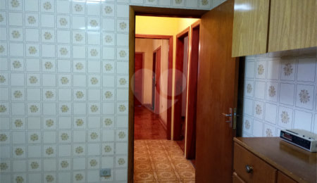 Sobrado à venda com 5 quartos em Horto, São Paulo, SP