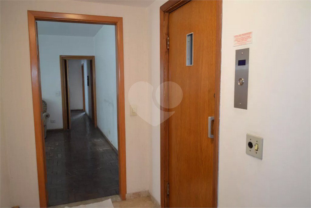 Apartamento à venda com 3 quartos, sendo 1 suíte,  em Vila Mariana, São Paulo, SP