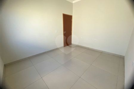 Casa à venda com 2 quartos, sendo 1 suíte,  em Ipê, Três Lagoas, MS