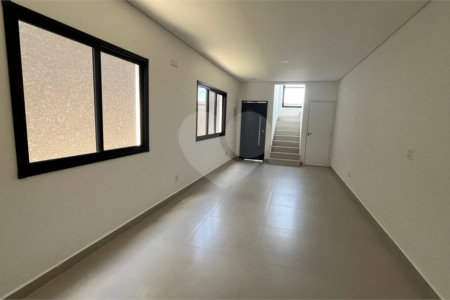 Sobrado para alugar com 3 quartos, sendo 1 suíte, em Vila Petrópolis, Atibaia, SP