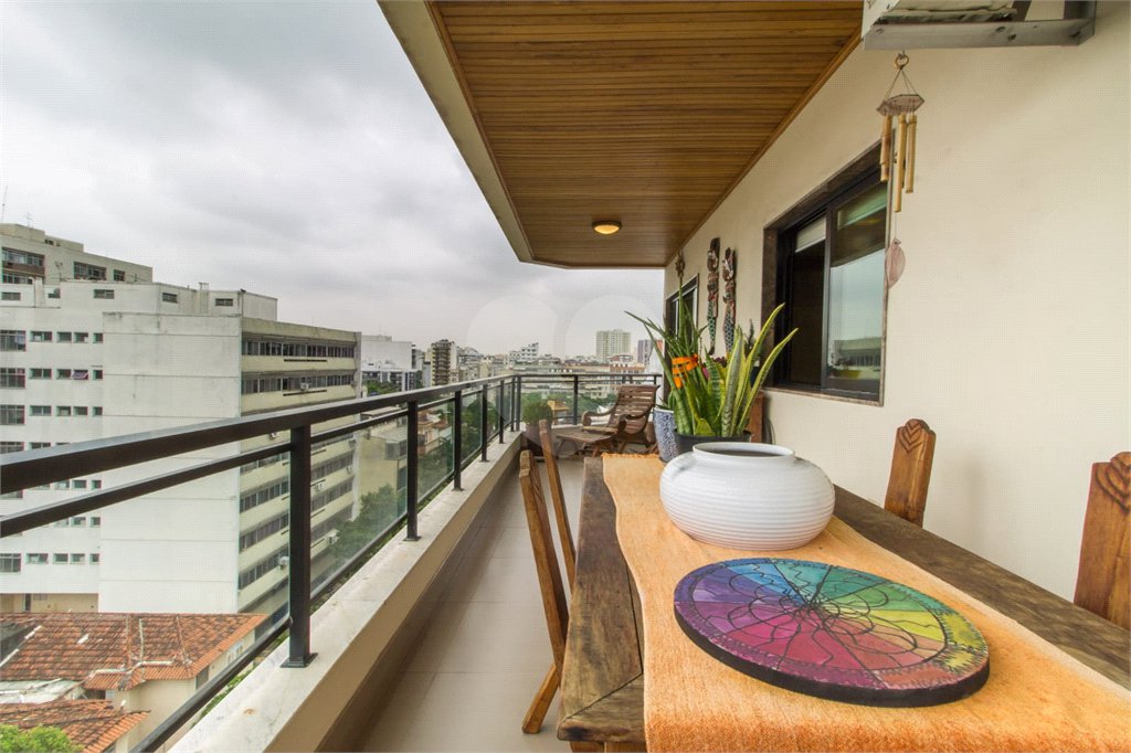 Apartamento à venda com 4 quartos, sendo 1 suíte,  em Tijuca, Rio de Janeiro, RJ
