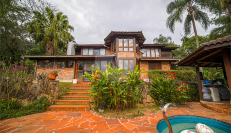 Casa à venda com 4 suítes no condomínio Sausalito, Mairiporã - SP