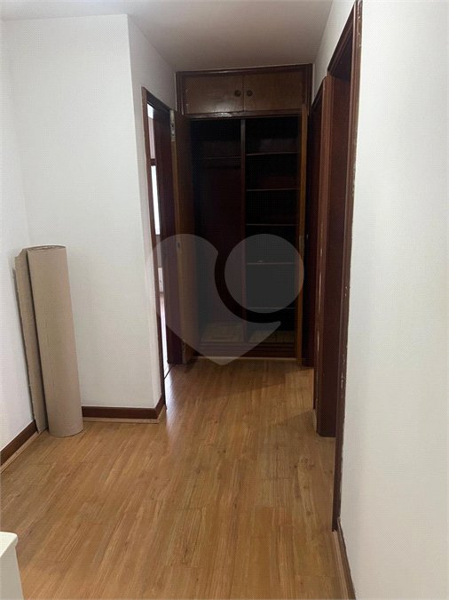 Sobrado à venda com 4 quartos, sendo 3 suítes, em Santana, São Paulo, SP