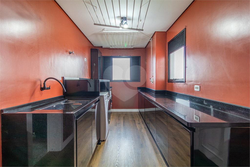 Apartamento à venda com 4 suítes em Jardim Marajoara, São Paulo, SP