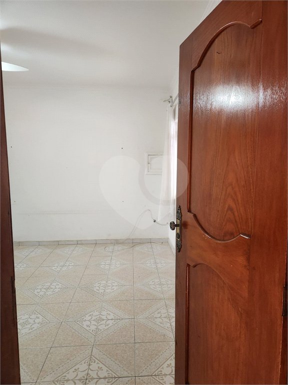 Sobrado à venda com 3 quartos em Vila Dalila, São Paulo, SP