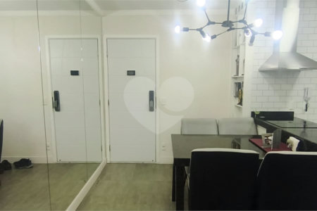Apartamento à venda com 2 quartos, sendo 1 suíte, em Jardim Flor da Montanha, Guarulhos, SP