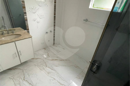 Sobrado à venda com 3 suítes em Vila Euclides, São Bernardo do Campo, SP