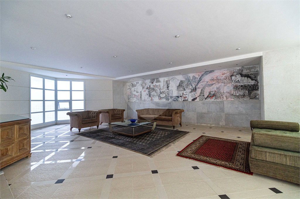 Apartamento à venda ou para alugar com 4 quartos, sendo 1 suíte,  em Jardim América, São Paulo, SP