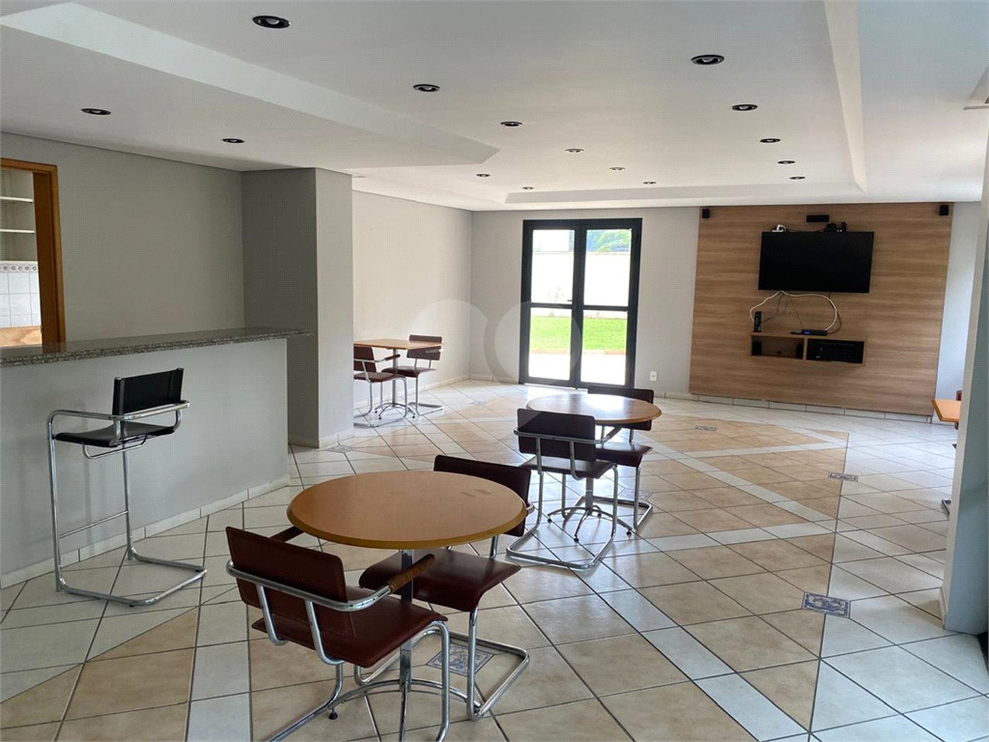 Apartamento à venda com 3 quartos, sendo 1 suíte, em Vila Andrade, São Paulo, SP