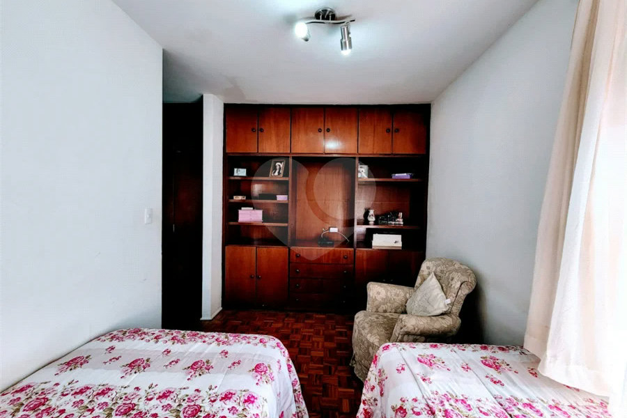 Sobrado à venda com 3 quartos, sendo 1 suíte, em Horto, São Paulo, SP