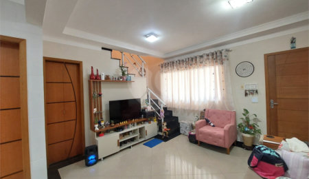 Casa à venda com 3 quartos, sendo 2 suítes,  em Jardim Lallo, São Paulo, SP