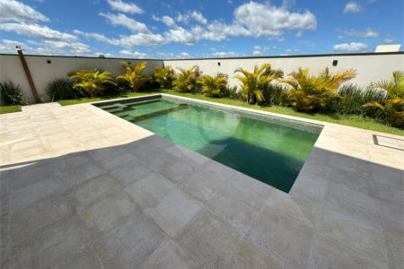 Casa à venda com 4 suítes no condomínio Villas do Golf, Itu - SP