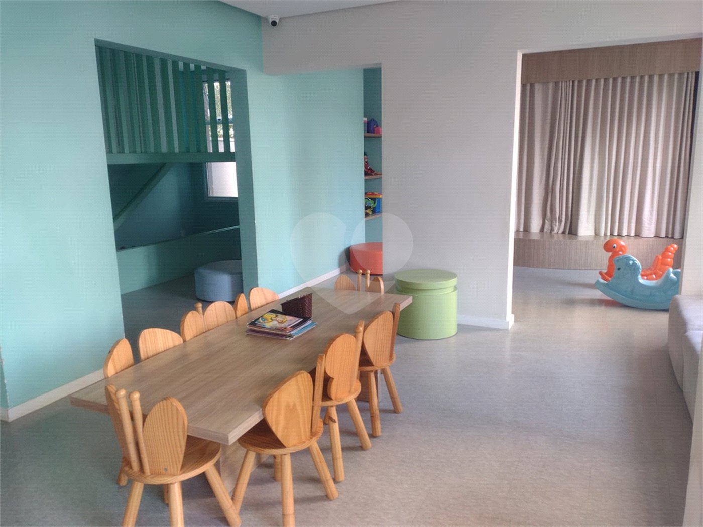 Apartamento à venda com 3 quartos, sendo 1 suíte,  em Campo Grande, São Paulo, SP