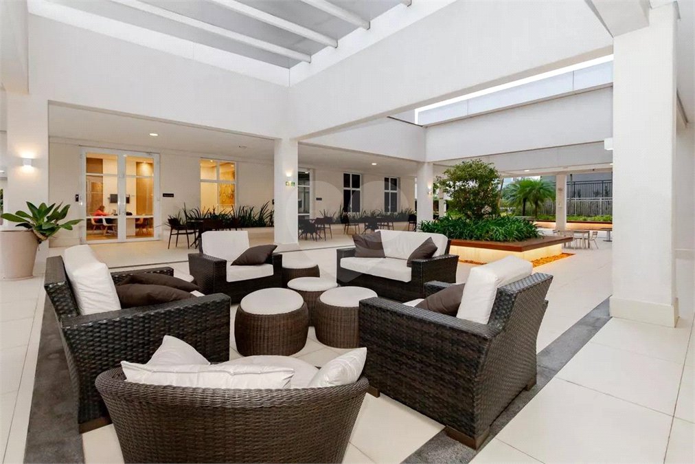 Apartamento à venda ou para alugar com 2 suítes em Santo Amaro, São Paulo, SP